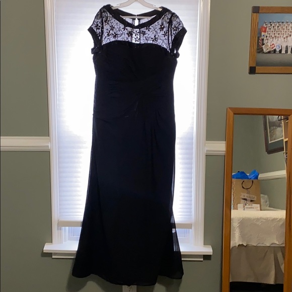 Mother of the bride dress. Worn one time. - Picture 2 of 5